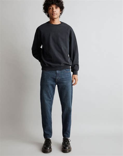 Relaxed Taper Jeans in 2024 | Men fashion casual outfits, Classy ...