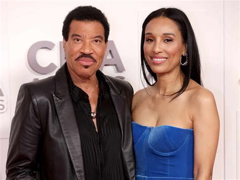 Who Is Lionel Richie's Girlfriend? All About Lisa Parigi