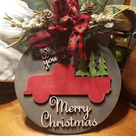 DIY Christmas Door Hanger Ideas | CraftCuts.com