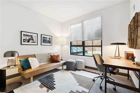 Luxury Center City Philly Apartments | View Broad + Noble Photos