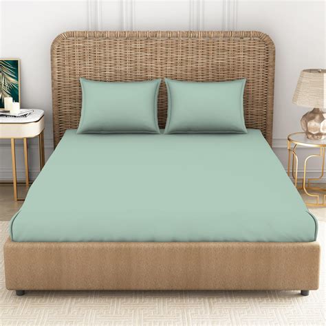 Buy SPACES Essentials Green Solid Cotton Super King Bedsheet Set ...