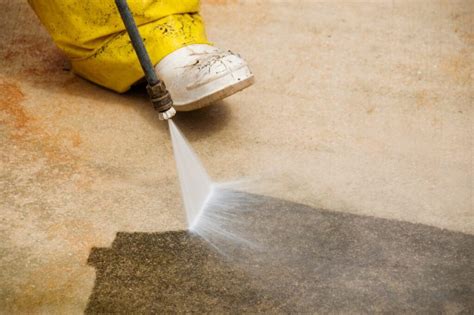 Importance of proper surface preparation for waterproofing