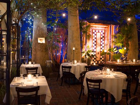 20 Best Romantic Restaurants in Los Angeles for a Dreamy Night Out
