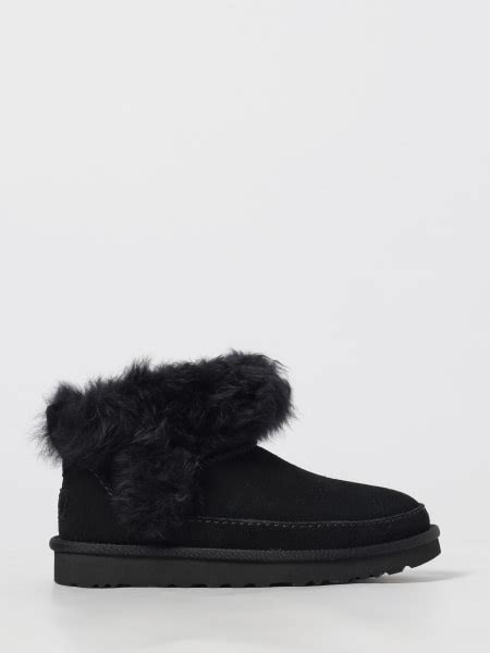UGGs online at GIGLIO.COM