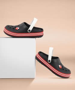 Neoz Men Clogs - Buy Neoz Men Clogs Online at Best Price - Shop Online ...