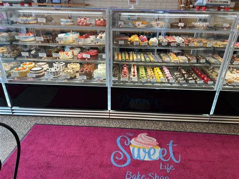 Mini Cream Puff Pastries - tslbakeshop