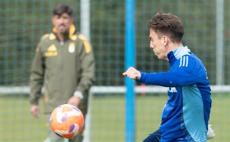 Luka Ilic y Horatiu Moldovan ya entrenan con el Real Oviedo