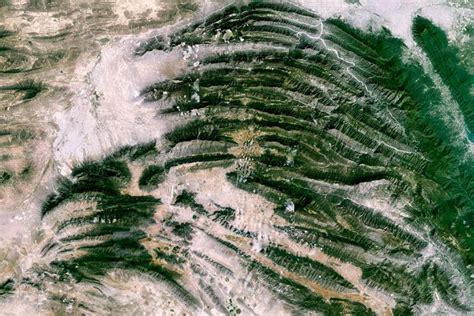 Satellite 的图像结果