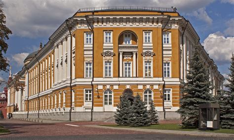 Сенатский дворец в Московском Кремле: история здания, архитектура и ...