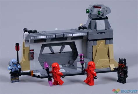 LEGO Star Wars 75386 Paz Vizsla and Moff Gideon Battle review | Brickset