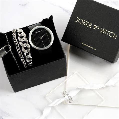 Shop Joker & Witch Black Watch & Jewellery Gift Set For Women Online