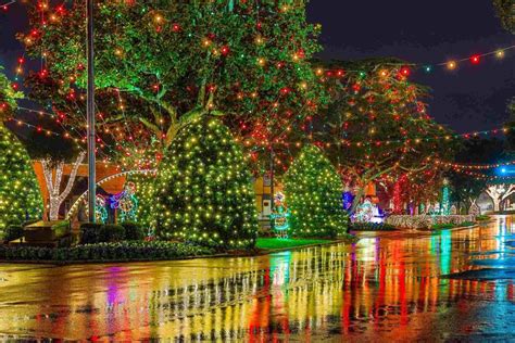 20 BEST Christmas Towns in North Carolina to Celebrate - Lost In The ...