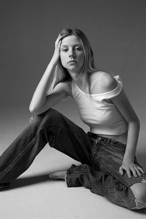 Amelia Carter — M&I Models