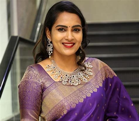 Himaja: పెళ్లిపై నోరువిప్పిన హిమజ.. నెటిజన్ అడగడంతో నేరుగా ఆ మాటతో ...