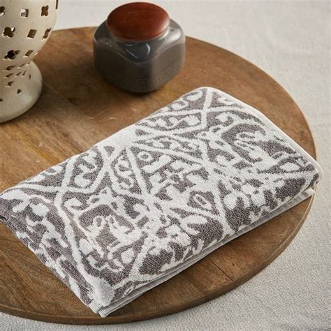 Fabindia Home Furnishing - Buy Fabindia Home Furnishing Online at Best ...