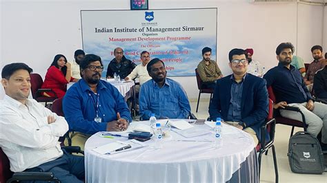 Completion of MDP program for Power Grid Corporation of India | IIM ...