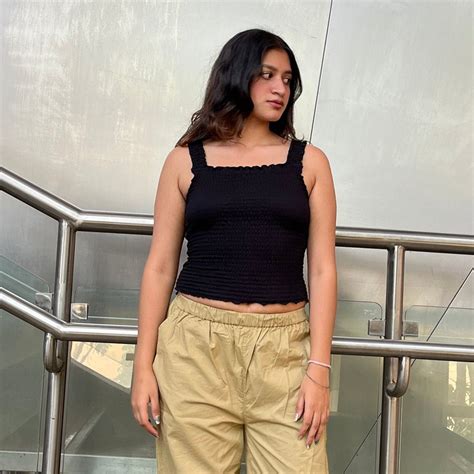 Ruffle super-stretch crop top – I Z F