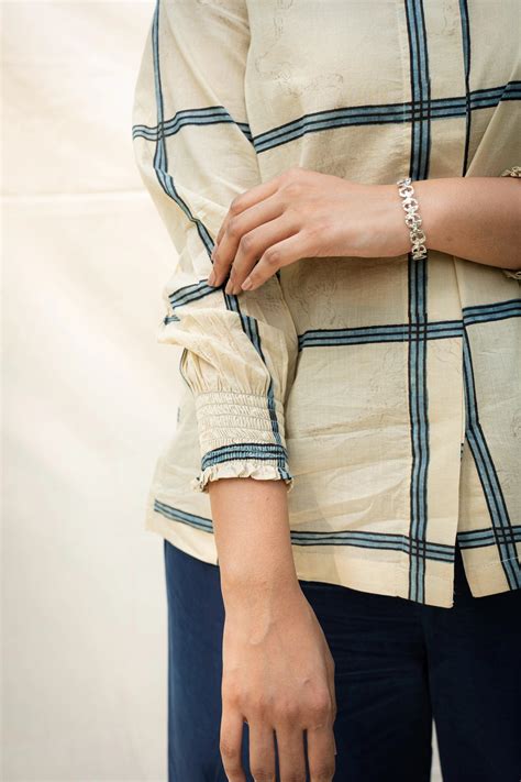 Off White Mandarin Collar top