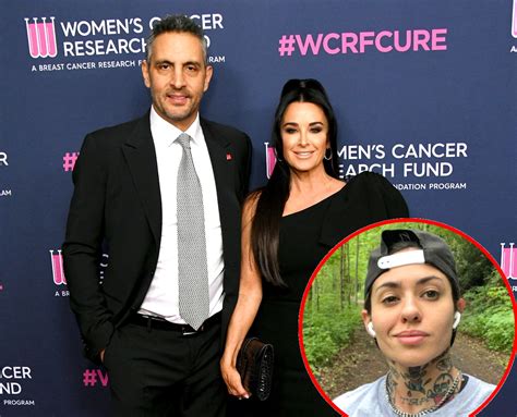 Here's Why Fans Suspect Kyle Richards & Mauricio Have Split