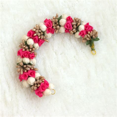 Flexible 3 Line Jasmine & Roses with Baby's Breath Artificial Hair Bun ...