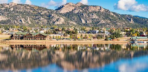 Estes Park Travel Guide | Estes Park Tourism - KAYAK