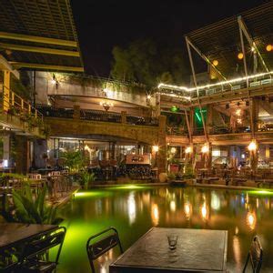 10 best bottles of whiskey in India under INR 3000 to add to your home bar