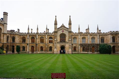 留学问答：英国大学的招生条件