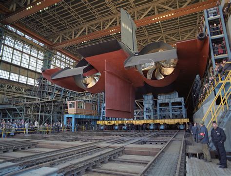 Project 941UM Akula/Typhoon class SSBN "Dmitriy Donskoy" (TK-208 ...