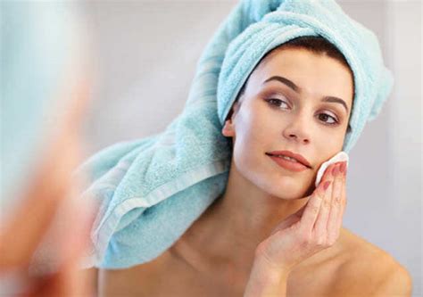 Know All About Double Cleansing In Skincare Routine | Femina.in