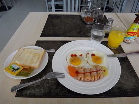 DEE DEE PLACE HOTEL (Udon Thani) - Hotel Reviews & Photos - Tripadvisor