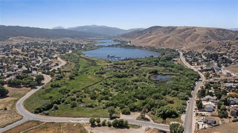 Explore Lake Hughes: A Paradise for Motorcycle and Car Clubs with ...