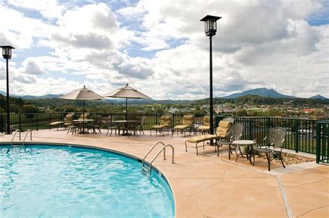CLUB WYNDHAM SMOKY MOUNTAINS (Sevierville) - Apartment Reviews, Photos ...