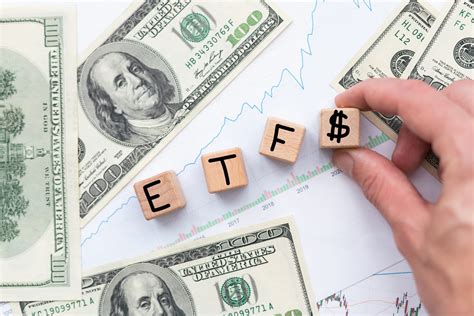How Exchange Traded Funds (ETFs) Work - The Money Coach