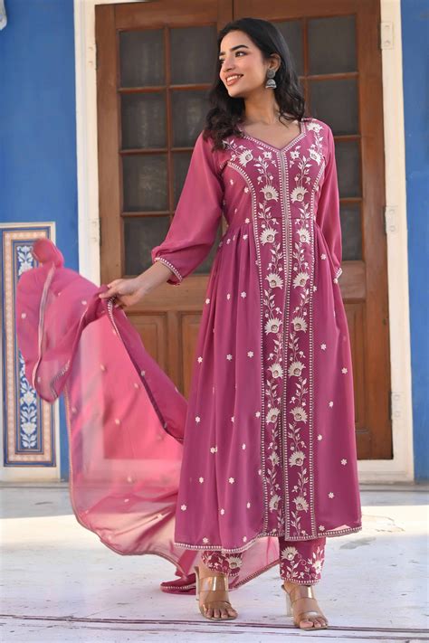 Mauve Floral Embroidered Georgette Front Slit Salwar Suit