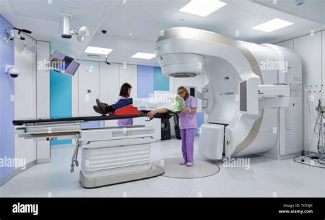 Linear Accelerator Therapy 的图像结果
