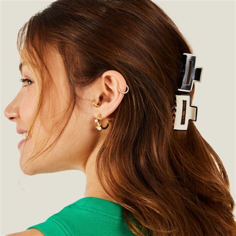 Buy Small Monochrome Claw Clips Online - Accessorize India