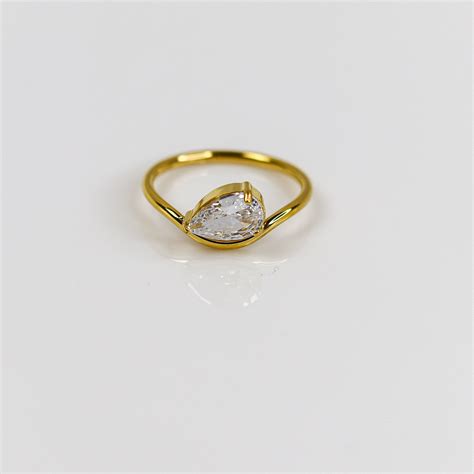 Solara Pear Solitaire Ring – Adorniq Jewellery