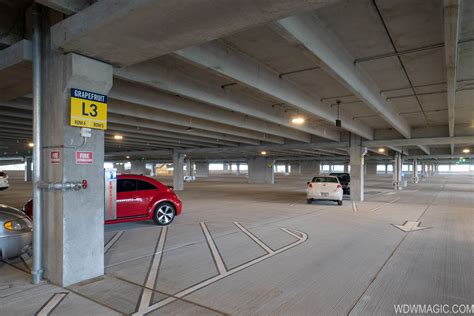 VIDEO - Drive through of the new Grapefruit Parking Garage at Disney ...