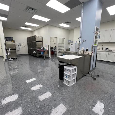 Vermont Animal Hospital (@vermont_animal_hospital) • Instagram photos ...