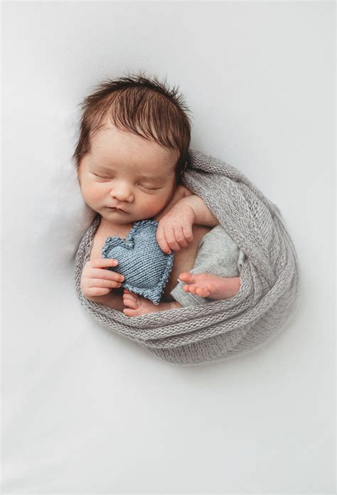Creative Newborn Photography Ideas