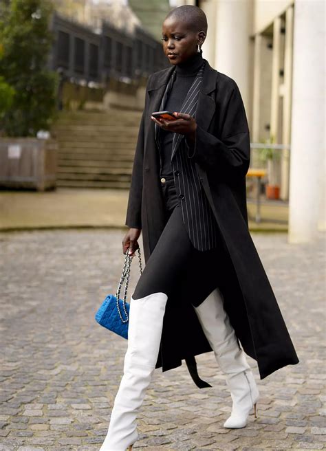 8 Best Duster Coats For Women : Chic Designer Duster Coats