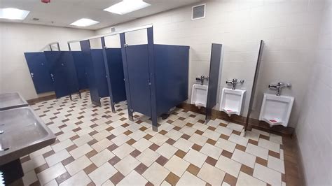 Restroom 的图像结果