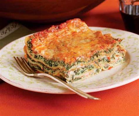 vegetarian lasagna with ricotta cheese and spinach