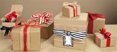 How Can You Improve Your Brand Identity By Using Custom Gift Boxes?