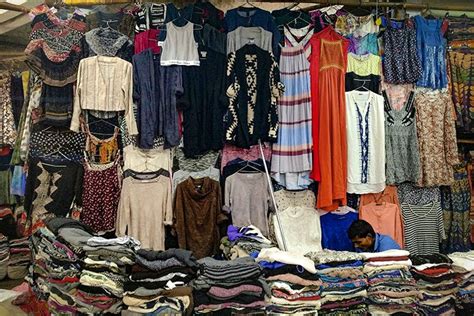 Our Pre-Winter Wardrobe Under 2,500 From Sarojini Nagar | LBB