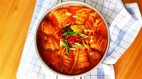 五花肉最下饭的吃法 韩式五花肉泡菜卷 10分钟变 最好米饭搭档 - 哔哩哔哩