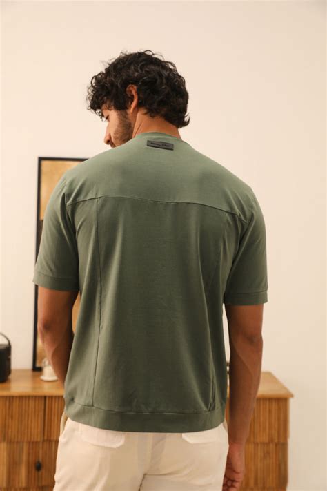 Men's Multi Panel T-Shirt: Unique & Stylish Tee