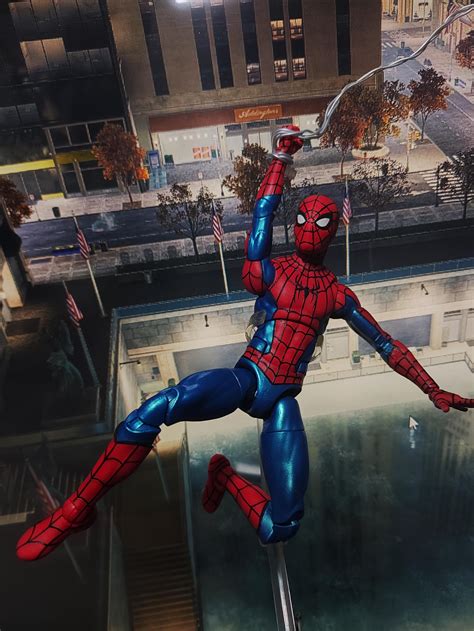 Custom head + metallic blue repaint + modified butterfly joint for more ...