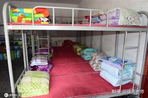 寄宿学校大盘点：重庆主城14所热门小学可以住校，附住宿条件_寝室
