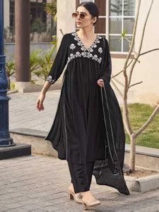 Daneen Women Kurta Pant Dupatta Set - Buy Daneen Women Kurta Pant ...